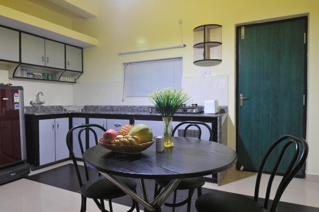 Elegant Shades Apartment Colva Exterior photo